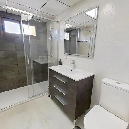 Luxurious 2 Bed Penthouse Atico 公寓 *