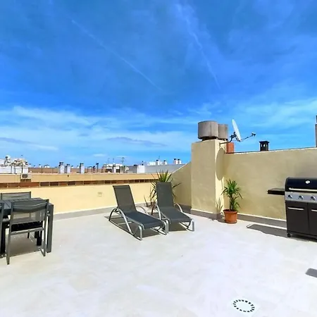 Luxurious 2 Bed Penthouse Atico 托雷维耶哈