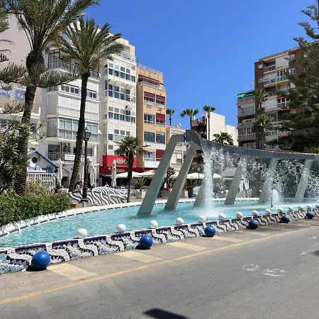 Luxurious 2 Bed Penthouse Atico 托雷维耶哈